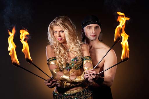 Spektakuläre Feuershows und Pyrotechnik für Events buchen