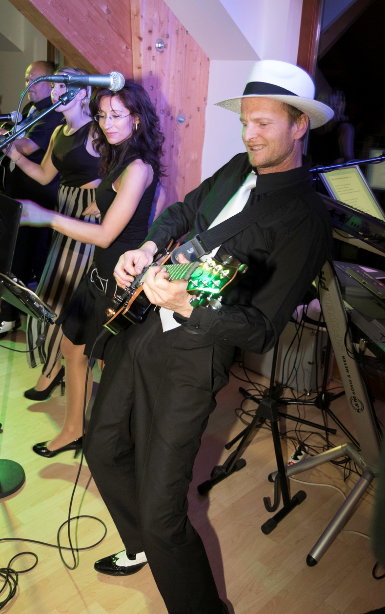 FUNTASTIC music entertainment