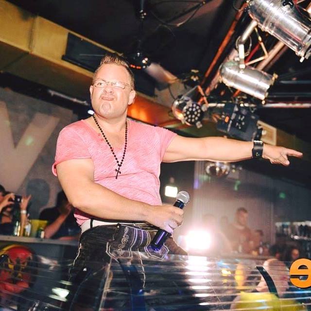 DJ EXPRESS