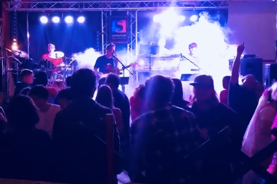 Supersound - live music